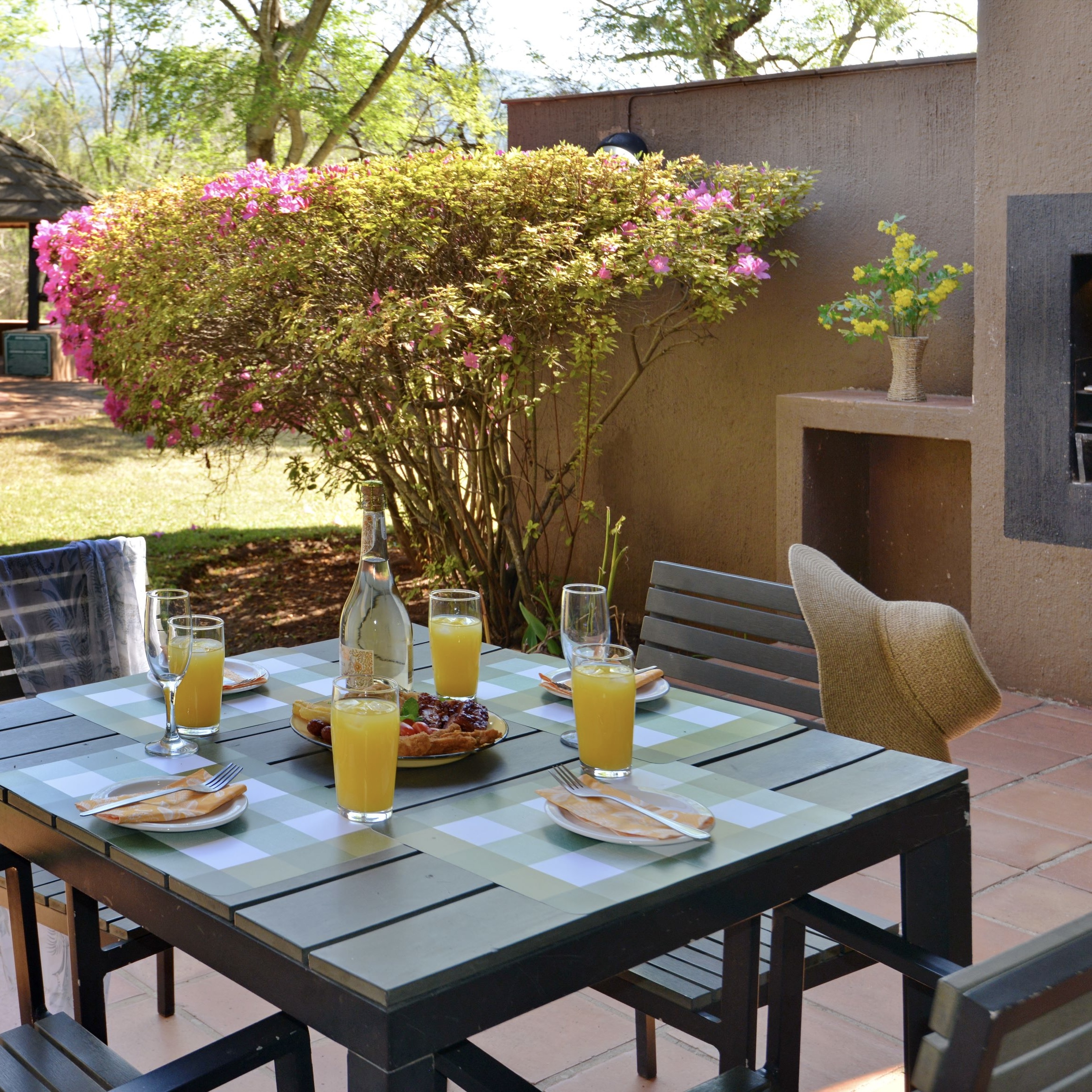 Unit 208 Small - One Bedroom Chalet (1)